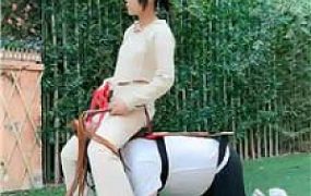 【红焱】小白鞋白袜白富美-庄园彻底犬化实录