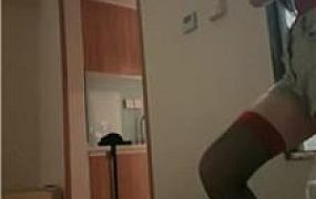 【北北】性感黑丝美腿蹂躏弟弟【双视角版】