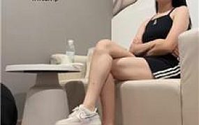 【泡泡】超脏小白鞋碾压喂食虐