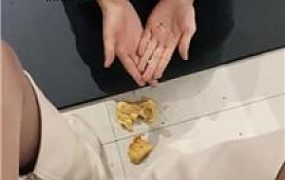 【织羊】长靴裸足碾压喂食 JS241014-29