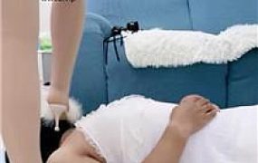 【国民女神】变装奴-高跟踩捆绑/坐脸窒息/骑马/舔内裤 bf45922