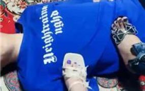 【芊芊】姐妹花踩虐废物脚垫【双视角版】 JS241023-43