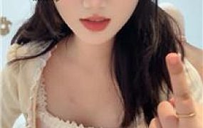 【六六】洛丽塔S-白丝脚诱惑/耳光/皮鞋踩踏/坐脸窒息 bf46529