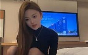 【车模尹】高跟黑丝踩踏/丝袜脚捂脸/强制圣水/内裤套 bf46498