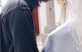 【聪慧cc】下班回家绿帽老公伺候【上】 bf46406