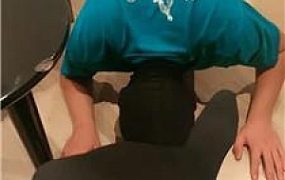 【魅儿】脚垫的奖励-圣水泡饭喂食 bf46305