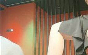 【咩祖】狗舌清理高跟/跪舔肉丝脚/骑狗背 bf46281