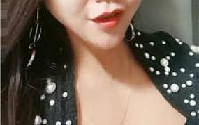 【允琪】全程重度踢踹/短靴黑丝踩踏 bf46256