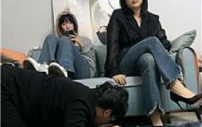 萝卜双女暴打贱狗耳光脸都打肿了 JS241026-15