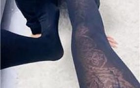 【兜兜】黑丝美腿崇拜 JS241026-4