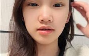 【小凤梨】下贱闺蜜内裤套头伺候 JS241112-31