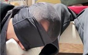 【UU大人】沉浸式-超臭原味白袜气味辱 JS241109-7