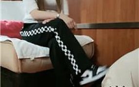 【刘二狗】揪耳朵耳光/舔AJ鞋白船袜/坐脸踩踏 bf46770