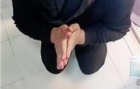 【美柠】主人如厕我舔脚 JS241108-12