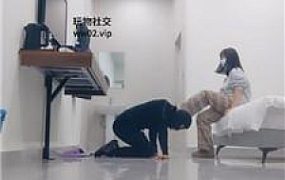 【女生也能很暴力】双S-袜子塞嘴重度踢踹暴揍【下】JS241104-20