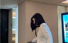 【邢奴演员】白领S暴力踢踹偷懒员工 JS241116-27