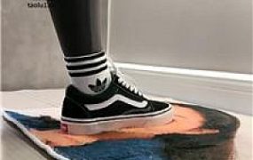 【辣姐】把你的老婆印在地毯上踩 JS241115-24