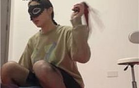 【姗姗】高跟网袜踩虐/sp鞭打 bf47177