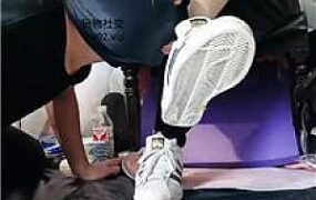 【美柠】贝壳头超臭白袜虐/掐乳 bf47172