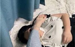 【白兔】体罚/藤条鞭打/舔玉足/伺候沐足 JS241126-2