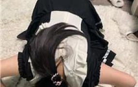 【白兔】闺蜜磕头求闻棉袜-内裤套头【续集】 JS241124-34