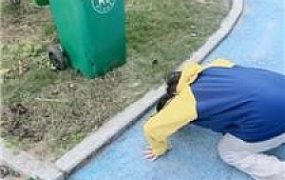 【小凤梨】户外玩虐小贱闺蜜奴 bf47555