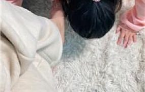 【沐沐大大】藤条抽白袜脚母畜 JS241127-27