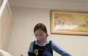 【安安sama】骑马转胯/碾压踩狗头/近距离舔裸足 JS241127-30