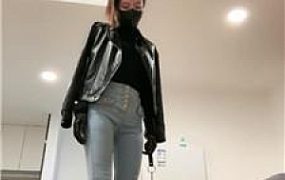 【多多】皮衣女神S-转胯骑马/长靴踩/夹子虐乳/白袜脚窒息深喉 bf47484