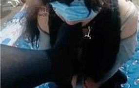 【伪娘和人妻】舔干净黑丝脚赏赐喝圣水 JS241127-24