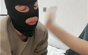 【唯兮夫妻主】高跟插嘴玉足舔/脚踩酸奶喂/腿绞喝圣水 JS241201-44