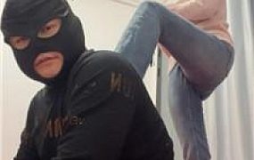 【姗姗】黑棉袜踩虐/鞭打 JS241130-3