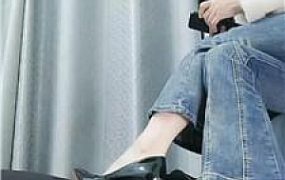 【云儿】高跟玉足踩虐贱奴 bf47589