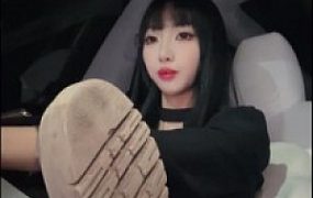 女神凉子超美第一视角诱惑羞辱合集 bf47518