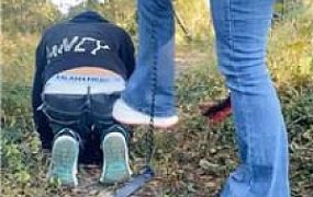 【红颜】户外-骑马鞭打/圣水淋浴/舔脏运动鞋白袜 bf47672