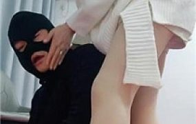 【姗姗】高跟肉丝踩虐/戒尺鞭子虐打 JS241204-15