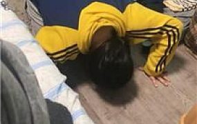 【白兔】藤条威胁/抽耳光/磕头求虐/伺候刷鞋 JS241203-23