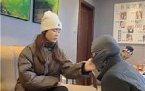 【猴歌】耐克鞋白袜踩踏/踢裆掐脖 bf47724