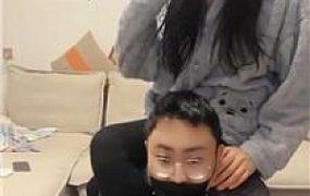 【埋汰】站在狗身上做健身 bf47733