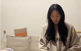 【埋汰】超短裤美少女玉足蹂躏 JS241211-22