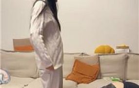 【埋汰】黑棉袜脚踩虐狗继父 JS241216-16