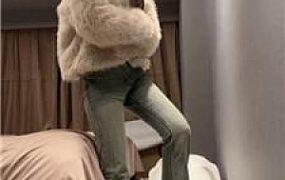 【狗哥】高跟碾压踩/肉丝脚捂脸/牛仔裤坐脸窒息 bf48284