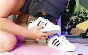 【美柠】贝壳头原味白袜踩虐 bf48279