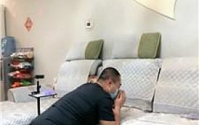 【乔伊】玉足美腿狂舔/高跟蹂躏踩踏 bf48228