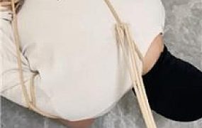 【香芋朱朱】捆绑藤条狠抽/皮鞋白袜踩虐 JS241213-7