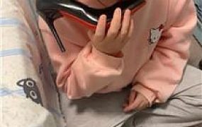 【白兔】母畜舔高跟-内裤-小白鞋白袜 JS241212-4