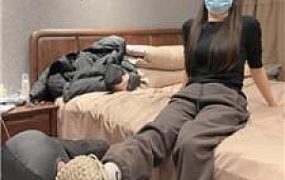 【猴歌】臭脚捂脸窒息/清理脏鞋白袜 bf48532