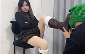 【Qi7】长靴连环踢裆/闻舔原味肉丝jio bf48500