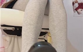 【砂糖】灰袜鞋底羞辱    241230-3