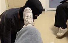 【七七小主】素人学生双S-轮流跪舔脏鞋 JS241225-26